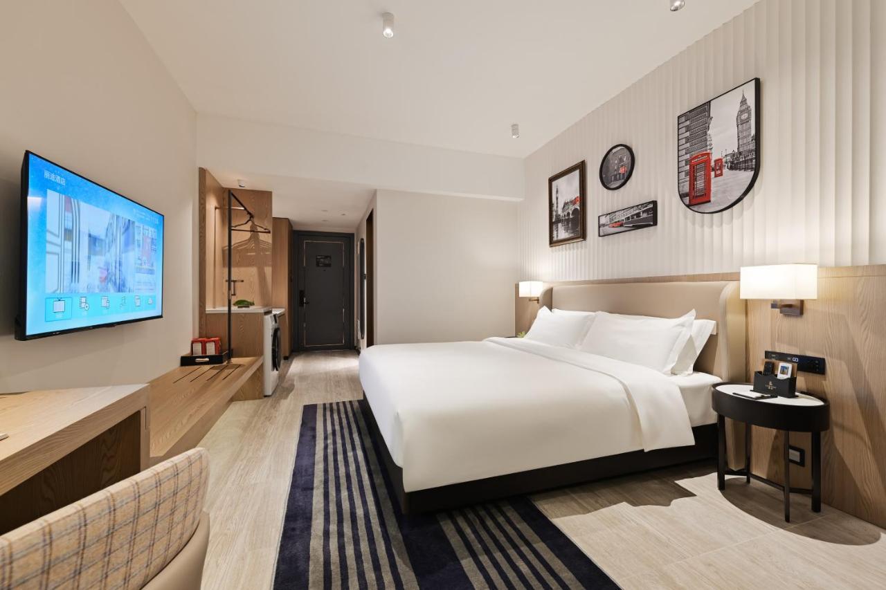 Livetour Hotel Luogang Science City Canton Esterno foto