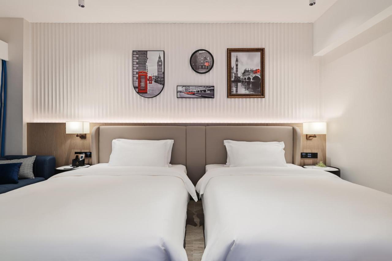 Livetour Hotel Luogang Science City Canton Esterno foto