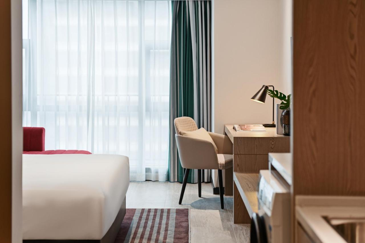 Livetour Hotel Luogang Science City Canton Esterno foto