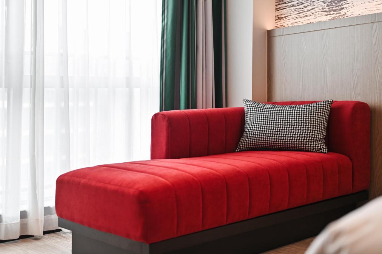 Livetour Hotel Luogang Science City Canton Esterno foto