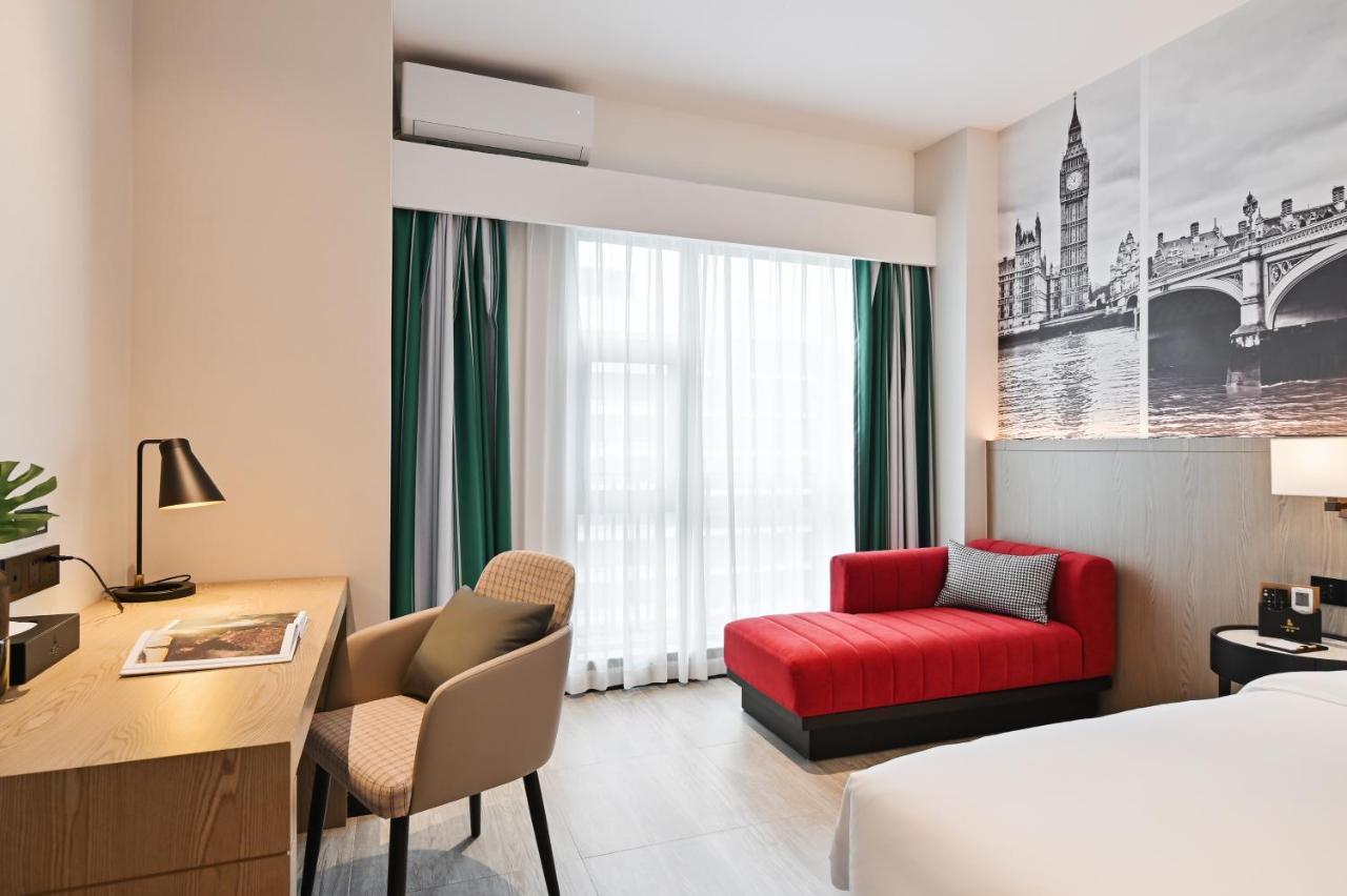 Livetour Hotel Luogang Science City Canton Esterno foto